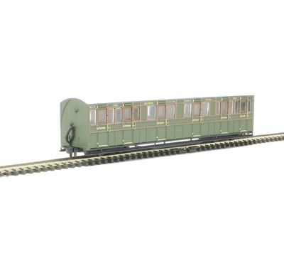 Peco GR401B OO-9 L&amp;B Composite Coach 1st/3rd, SR Livery, No.6365