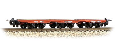 Bachmann OO-9 Narrow Gauge 393-226 Dinorwic Slate Wagons without sides 3-Pack Red