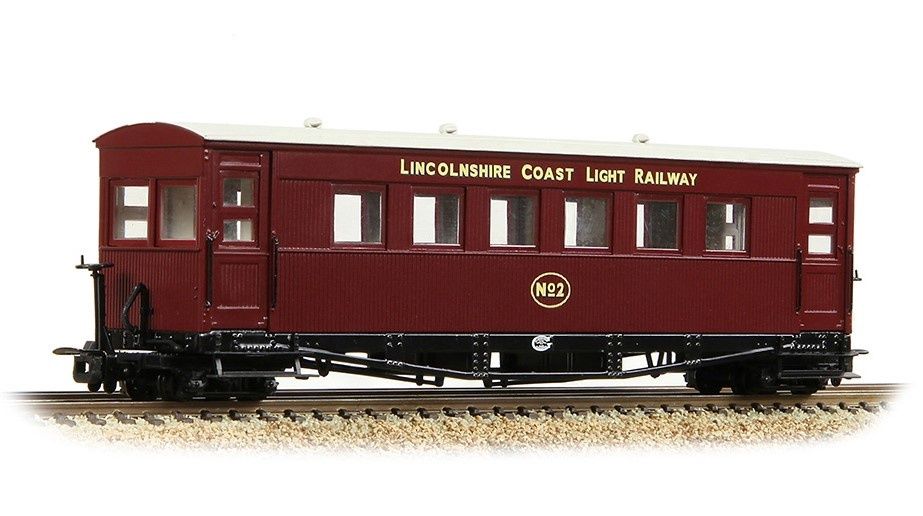 Bachmann OO-9 Narrow Gauge 394-028 Gloucester Bogie Coach Lincolnshire Coast L.R. Maroon