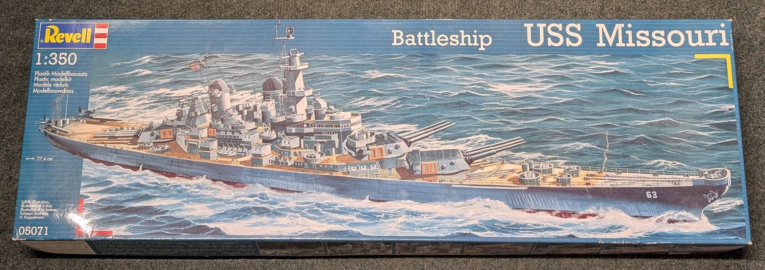 PRE-OWNED Revell 1/350 USS Missouri Battleship