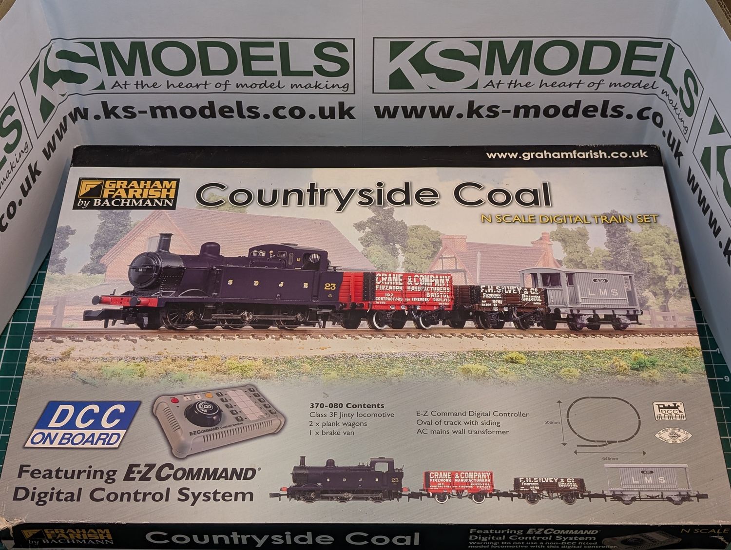 PRE-OWNED Countryside Coal DCC Train Set [370-080]