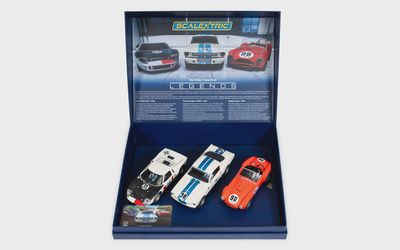 Scalextric C4619A Ken Miles - Triple Car Pack