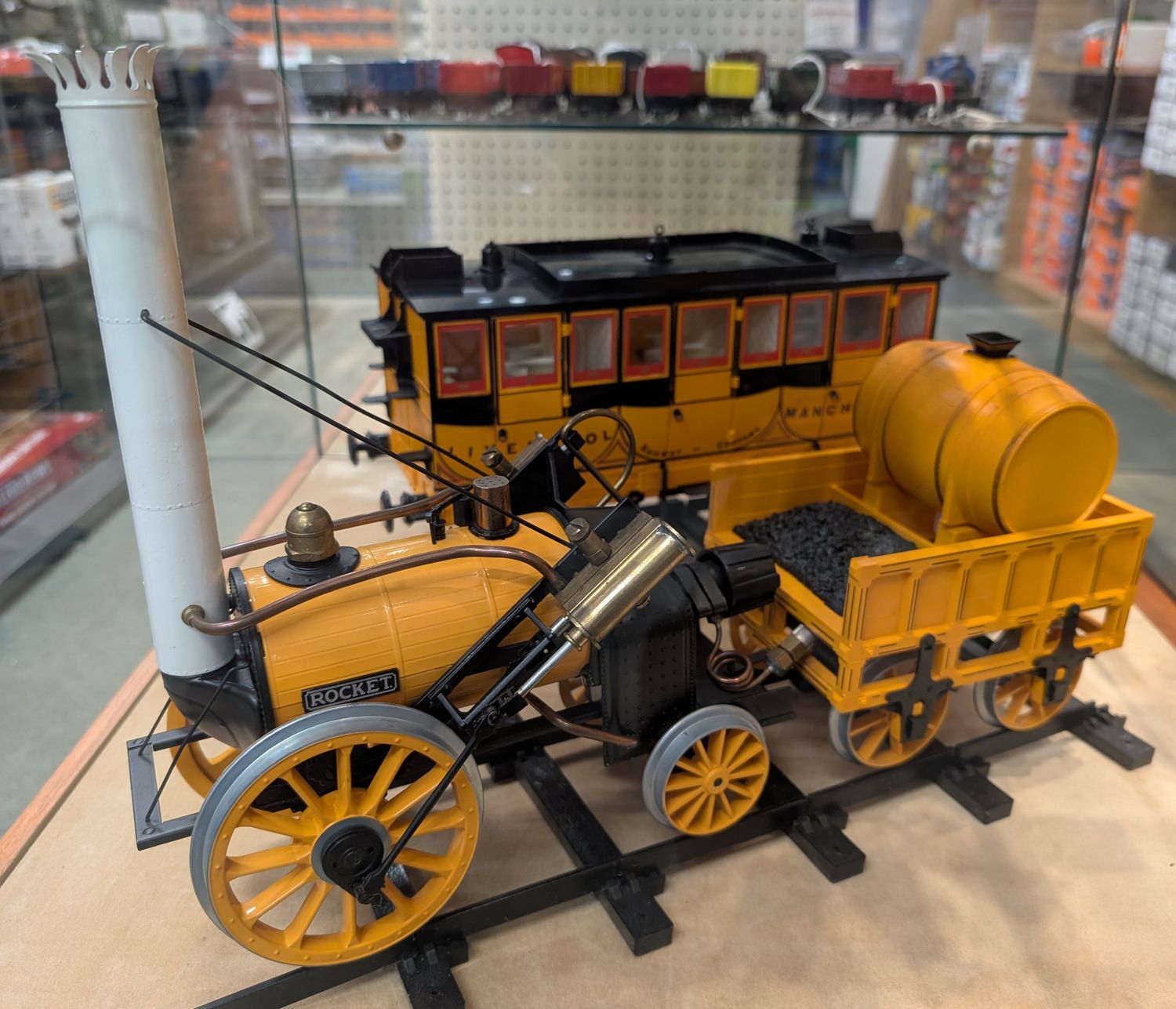 Hornby 3.5" Gauge Stephenson's Rocket Collection [C1]