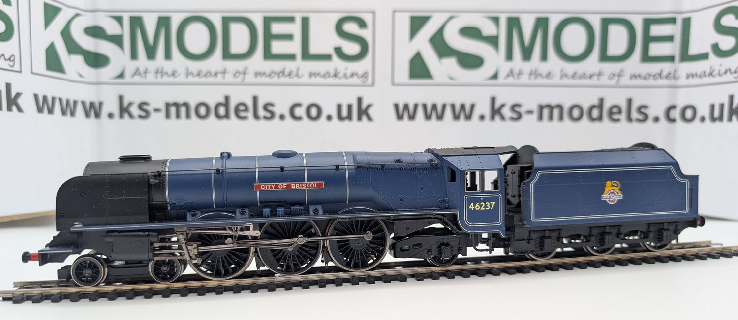 PRE-OWNED Hornby R2553 Princess Coronation Class, 'City of Bristol', 46237, BR Blue, Early crest [C1]