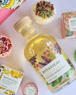 Bath & Body.