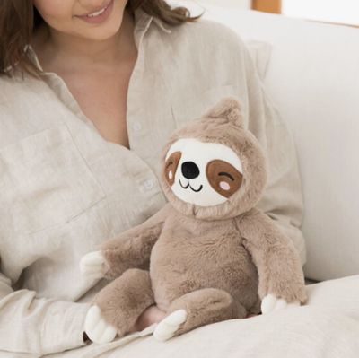 Toasty Hugs – Various