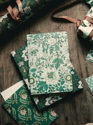 Notebook 14.8 x 21.6 Plain Paper Sita Pistachio