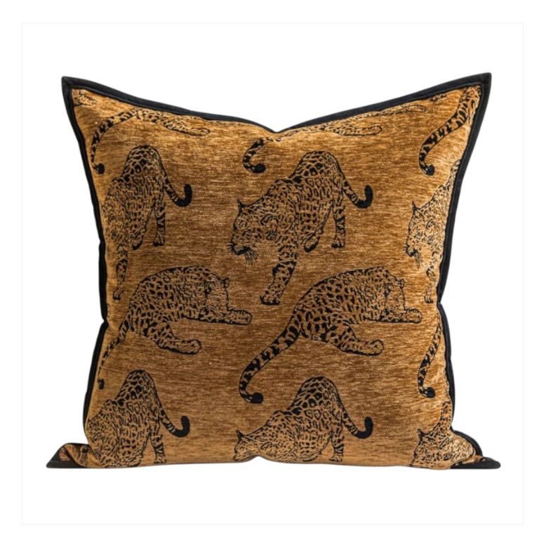 Rust Leopard Velvet 50 x 50
