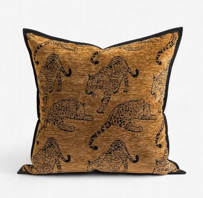 Cushion Leopard Rust Velvet 50cm
