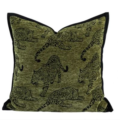 Green Leopard Velvet 50 x 50