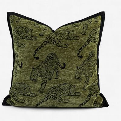 Cushion Leopard Green Velvet 50cm