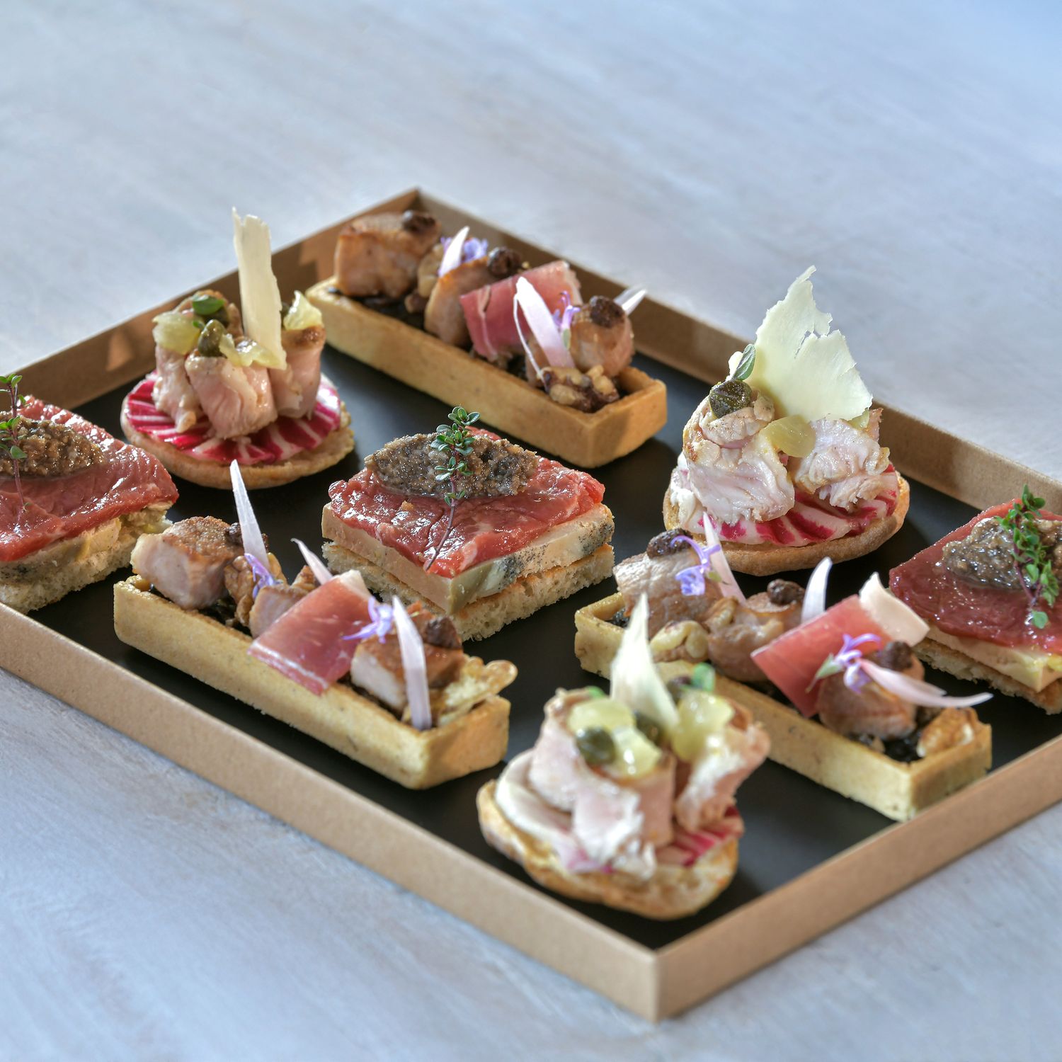 1 plateau de petits fours TERRE