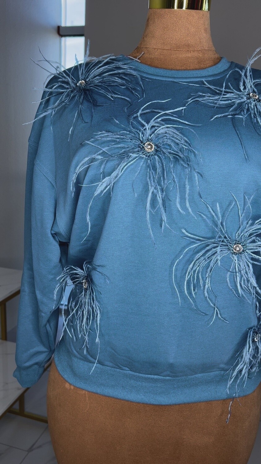 Lorell Feather Sueter