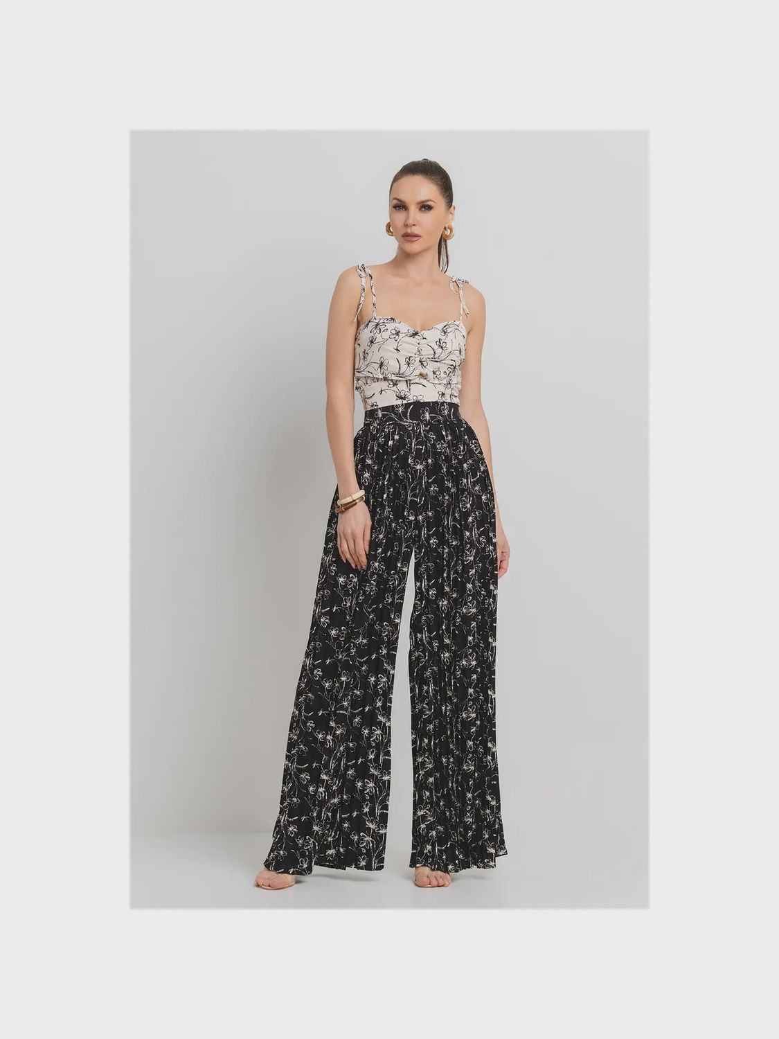 Netzy Printed Crop Top Pleated Palazzo Pants Set