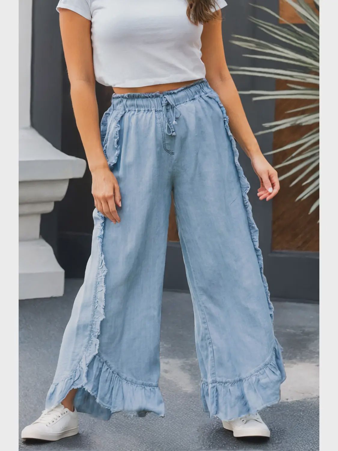 MIMI Light Wash Raw Hem Ruffled Wide Leg Jeans
