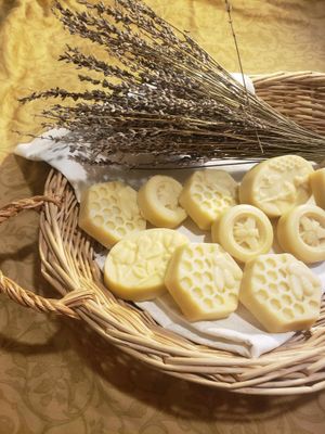 Lavender Honey Goat's Milk Soap (Large)