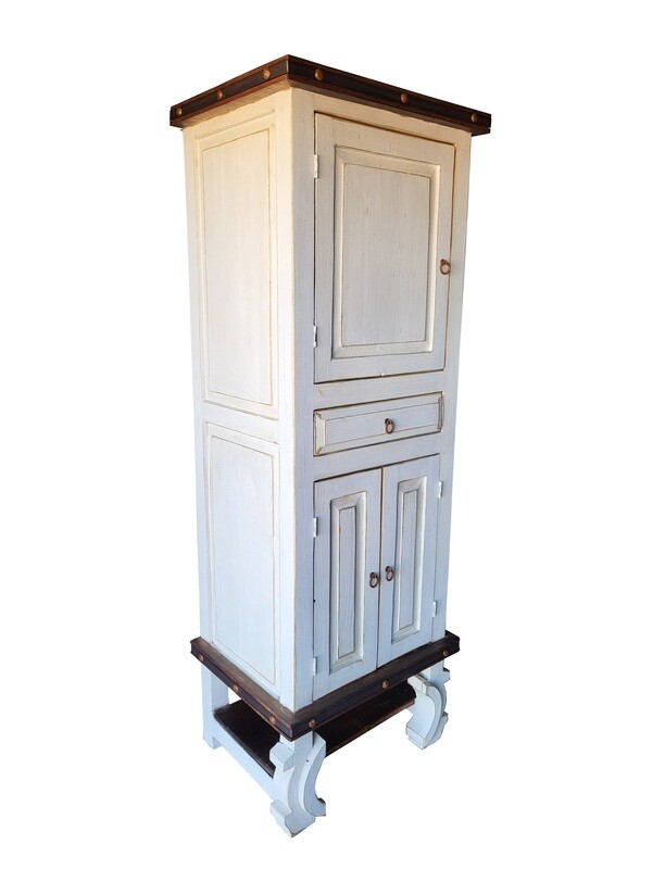 Don Pio Linen Cabinet