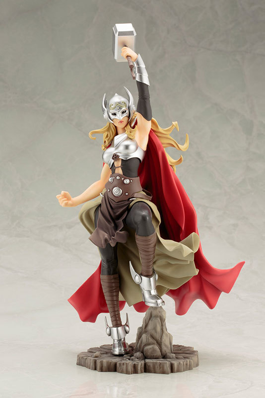 Figura MARVEL UNIVERSE - Thor