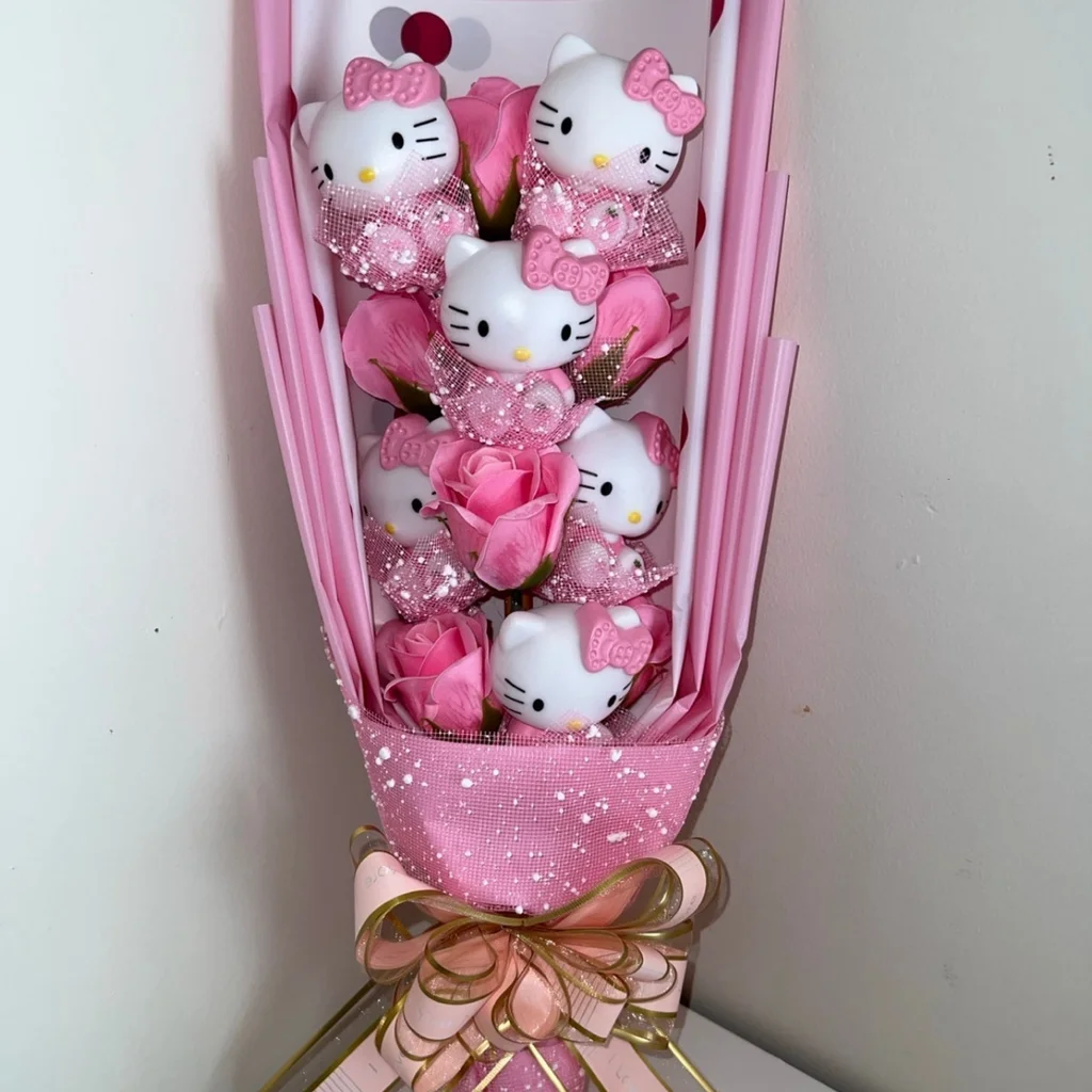 Ramo Hello Kitty 2024