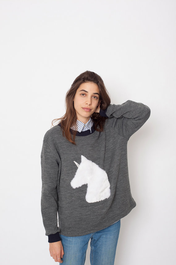 Sueter Unicornio Gris