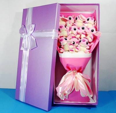 Ramo Regalo Rosa lilo y stitch