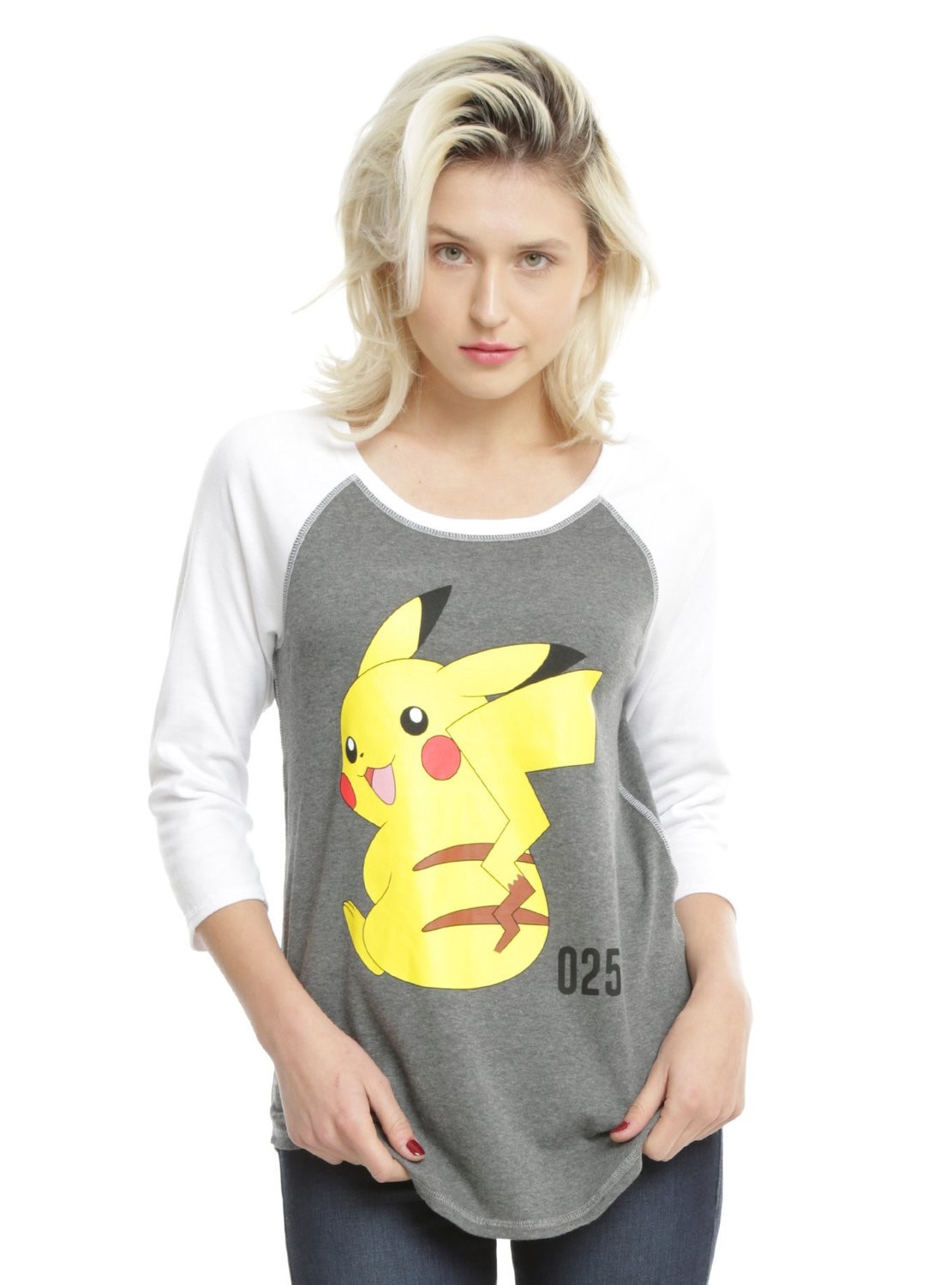 Playera Pikachu Doble Vista