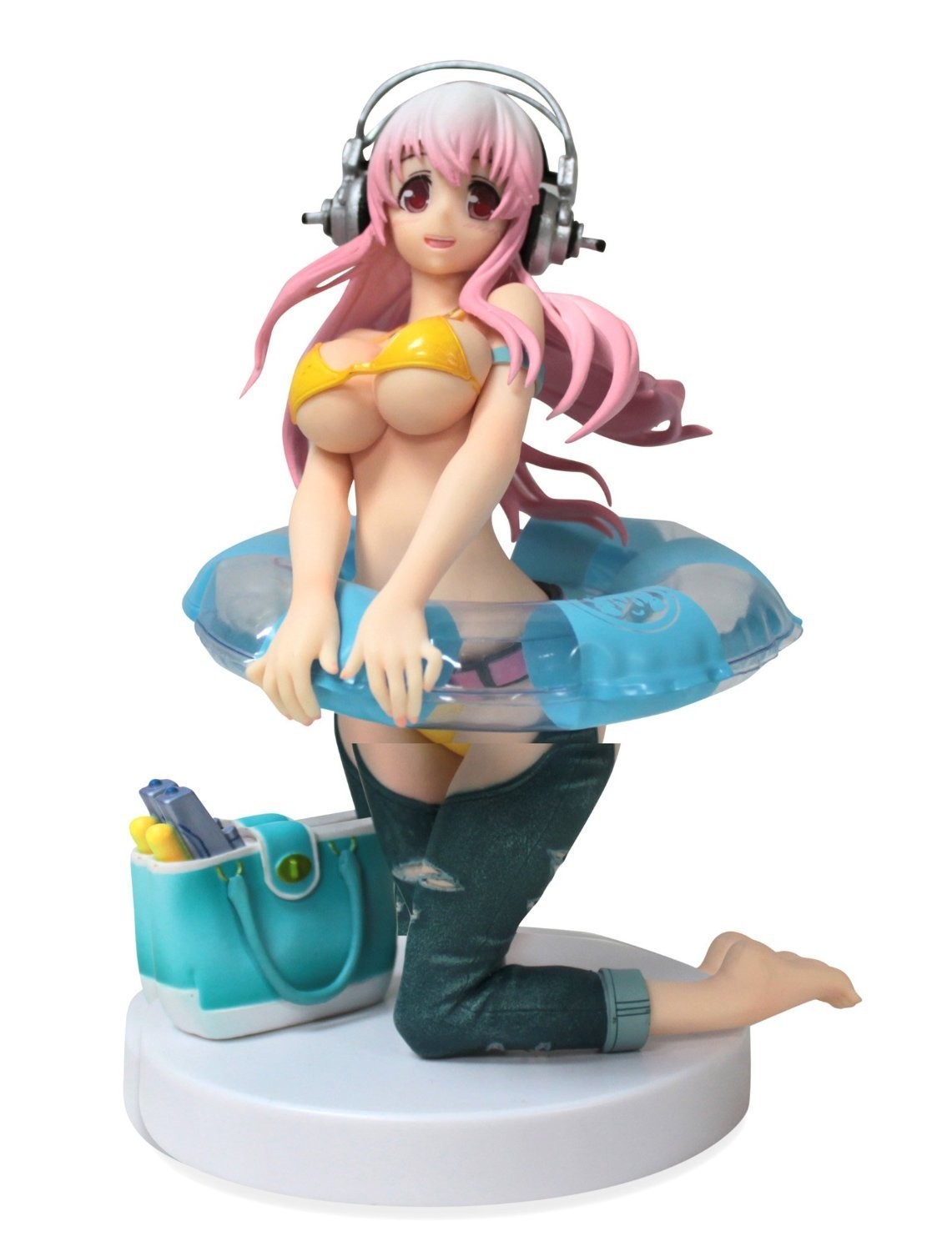 Figura Super Sonico Nadar