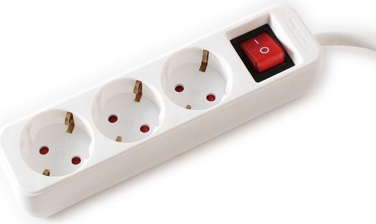 3xStopcontact  Aan/uit-knop 1,5meter kabel Basic-Modelt