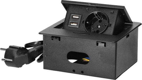 1 stopcontact,  2x USB 1.5 meter kabel  Zwart