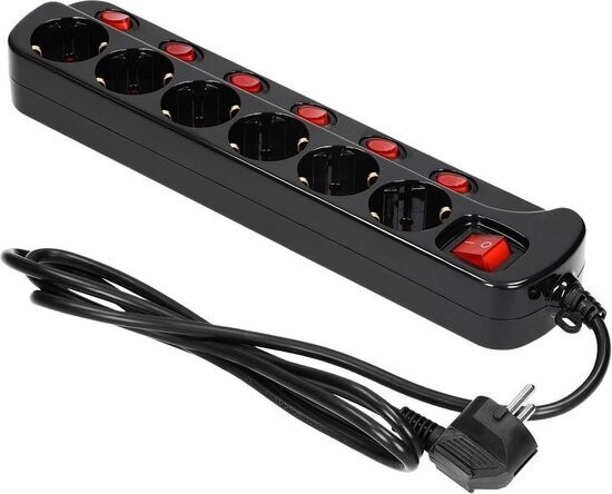Multiswitch  6xStopcontacten overbelastings-beveiliging 1,5meter kabel