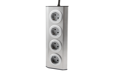 4 Stopcontacten, 1,5 meter kabel Zilver