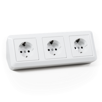 3 stopcontacten, 15 cm kabel Wit