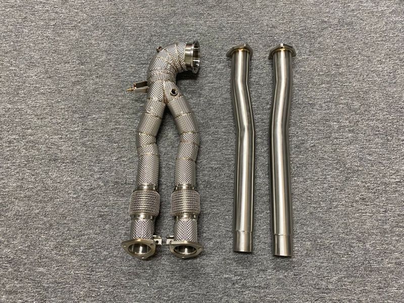 Audi RS3 8Y Downpipe (Cattles)