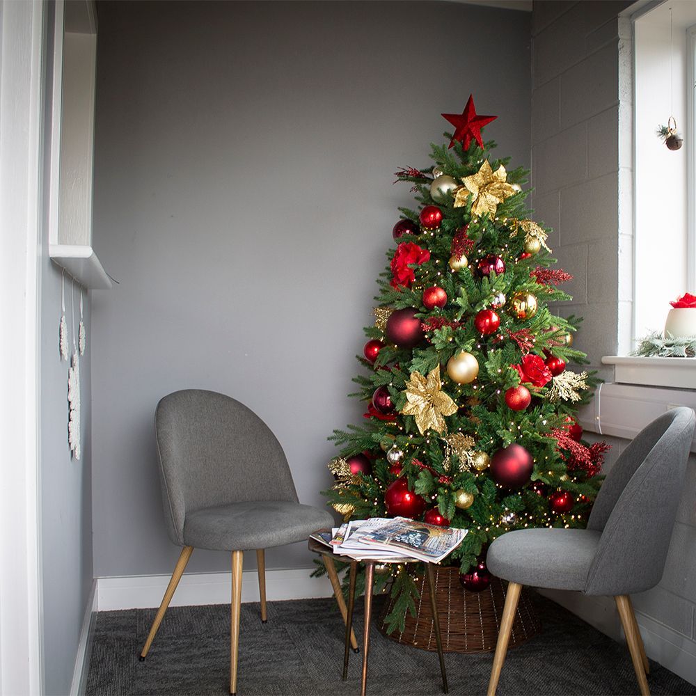 Traditional Theme Range - Decorated Luxury Greenery