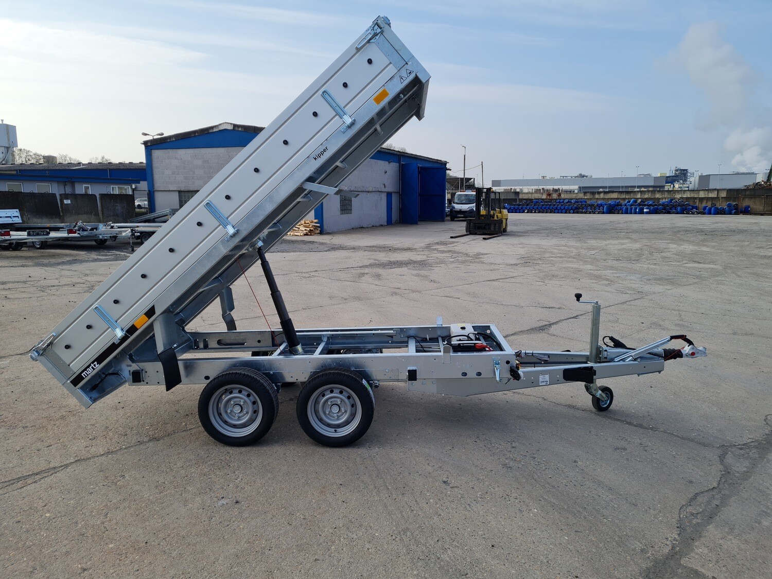 Martz Autoanhänger Rückwärtskipper Kipper 3,05m x 1,54m 3,0t mit E-Pumpe⭐NEU⭐