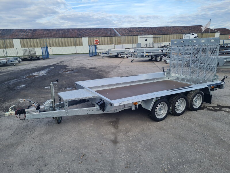 Autoanhänger Baumaschinenanhänger Maschinentrailer 3,50m x 1,68m 3,5t 3-Achser mit Siebdruckplatte⭐NEU⭐