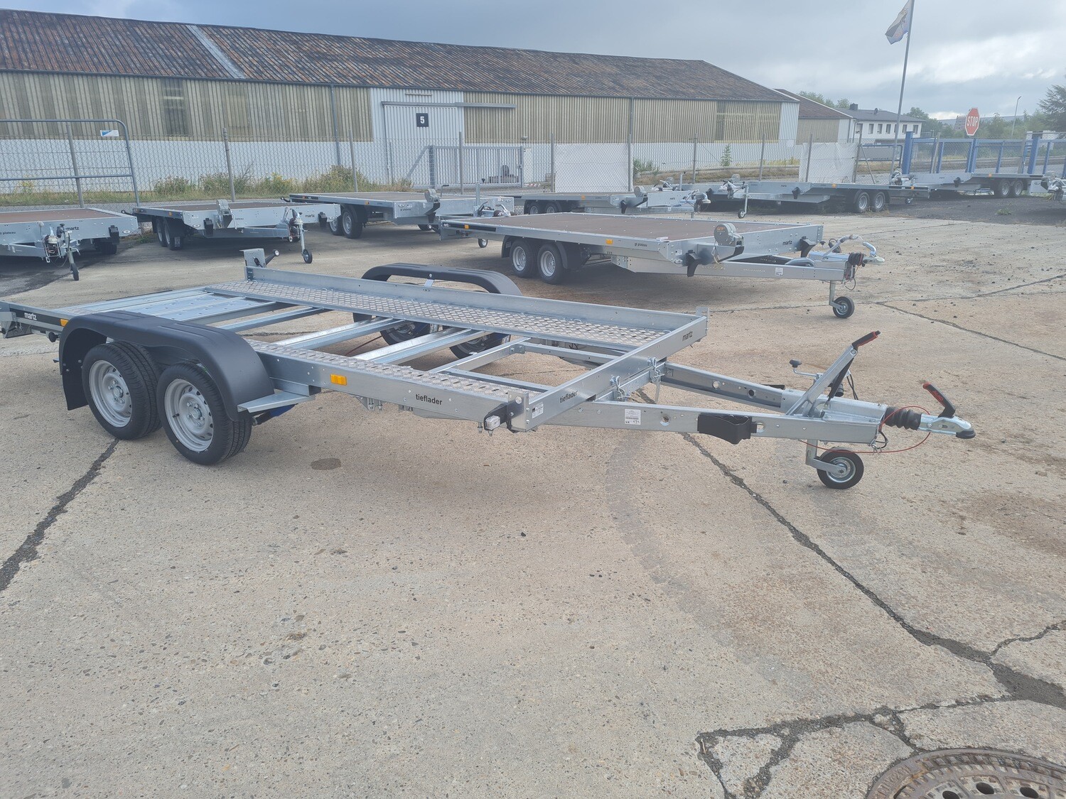 Martz Autoanhänger Autotrailer Autotransporter kippbar 4,02m x 1,84m_2000kg⭐NEU⭐