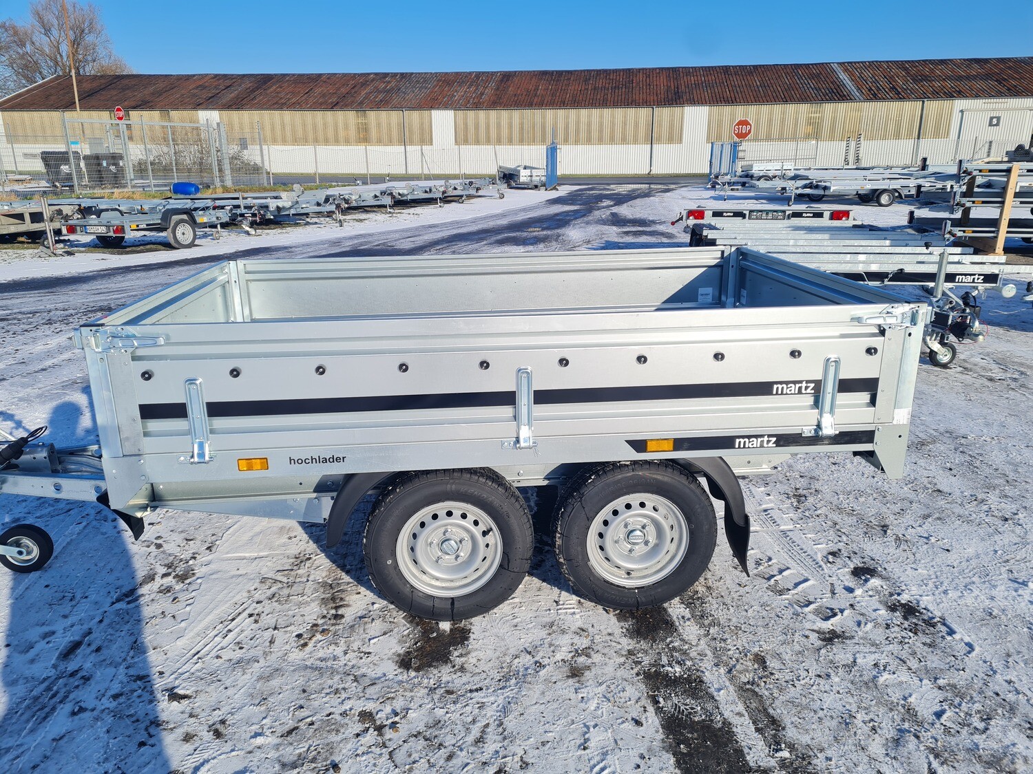Martz Autoanhänger Hochlader Kastenanhänger 2,54m x 1,51m 1500kg⭐NEU⭐