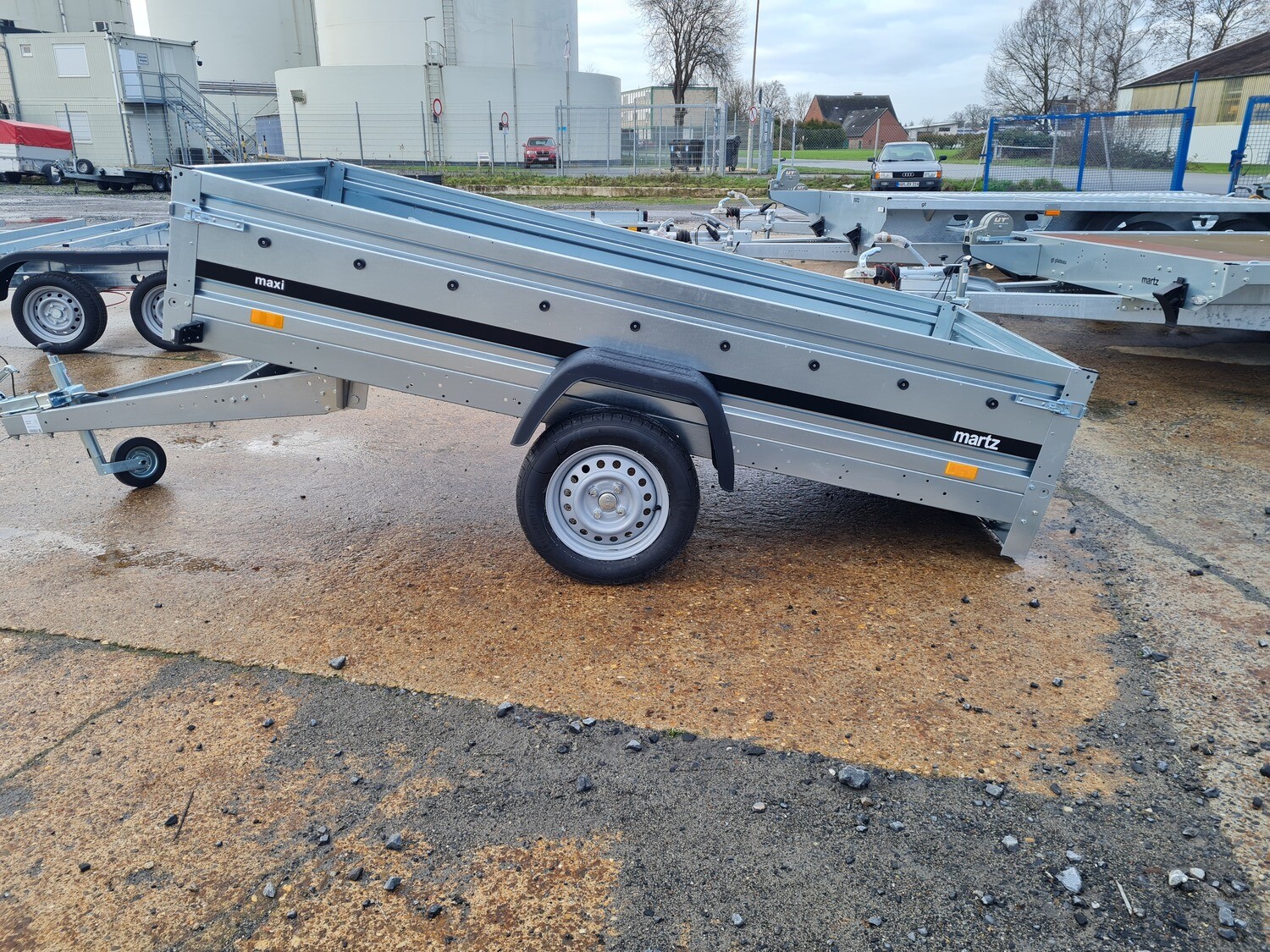 Martz Autoanhänger Kastenanhänger Tieflader kippbar 2,30m x 1,26m 750kg⭐NEU⭐