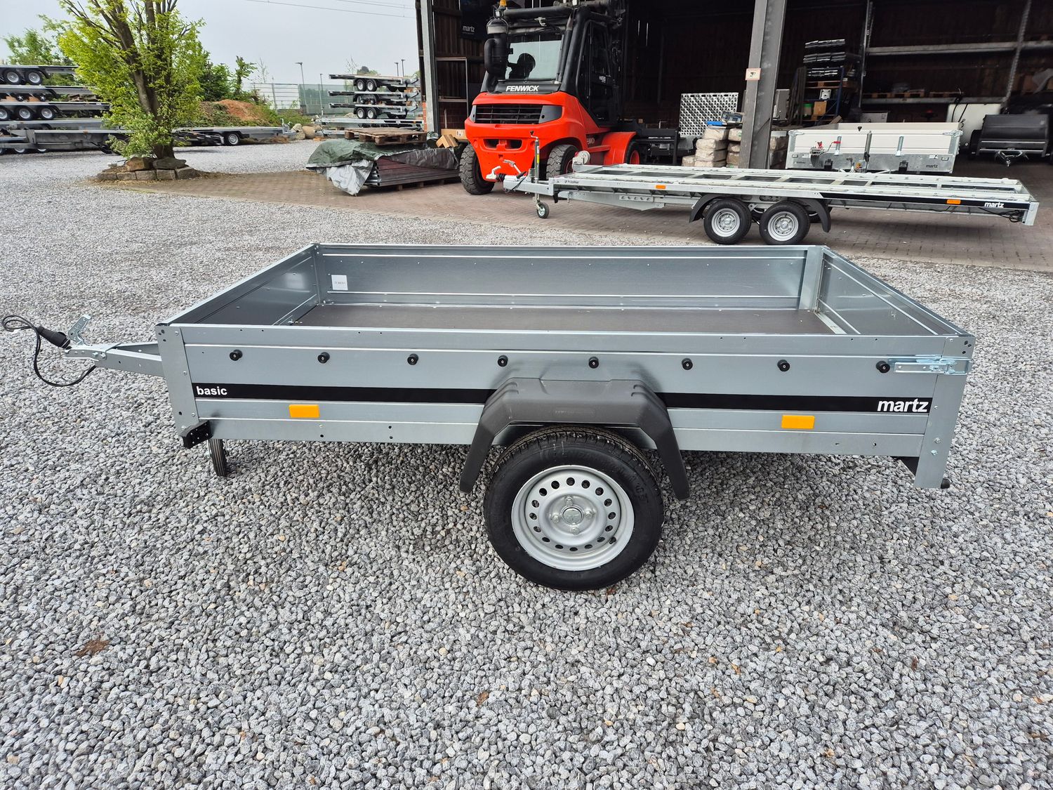 Martz Autoanhänger Kastenanhänger kippbar 2,64m x 1,26m 750kg⭐NEU⭐