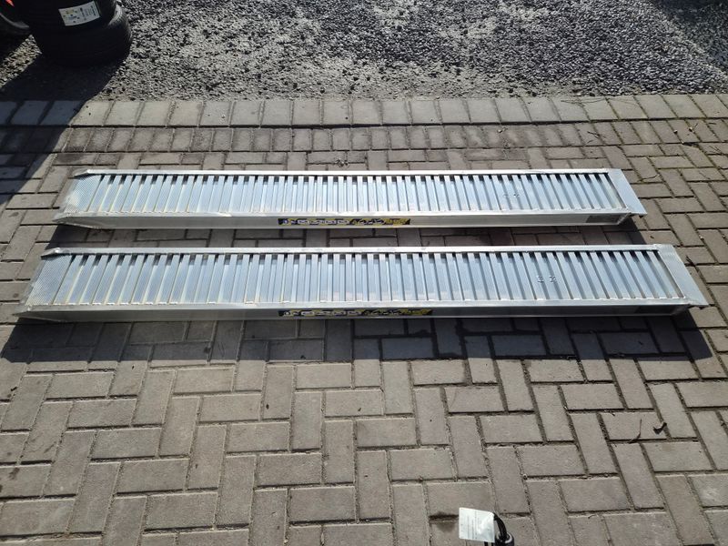Auffahrrampen Alu Anhänger Paar 250cm x 30cm x 7,5cm 3550kg⭐NEU⭐Passend auch für Martz Anhänger⭐