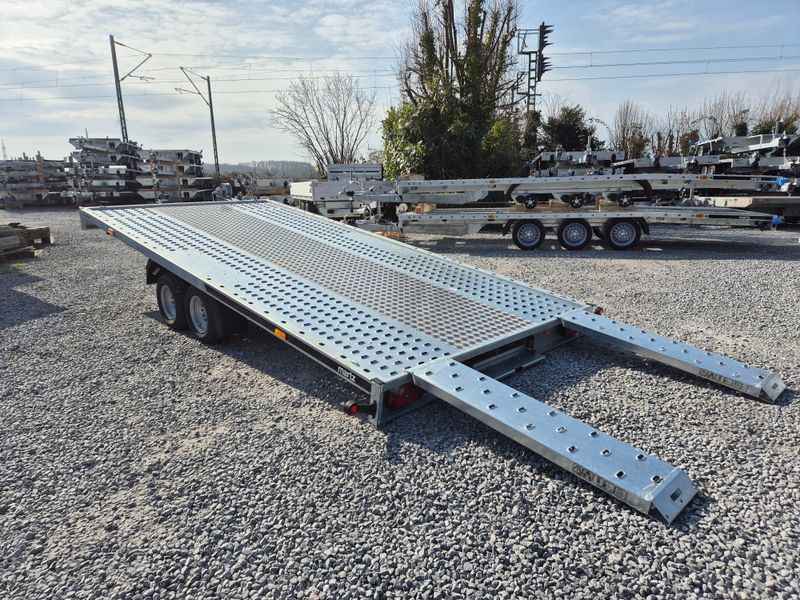 Autoanhänger Autotrailer Autotransporter kippbar 4,56m x 2,11m 2700kg Stahlstandschienen und Aluboden⭐NEU⭐