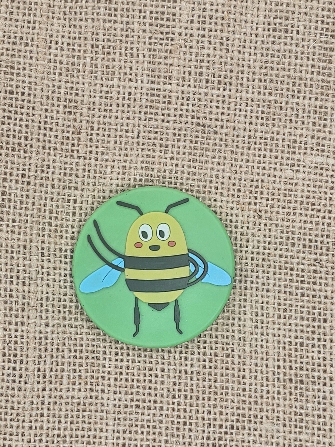Lyson Magnet, color: Green, Design: Bee