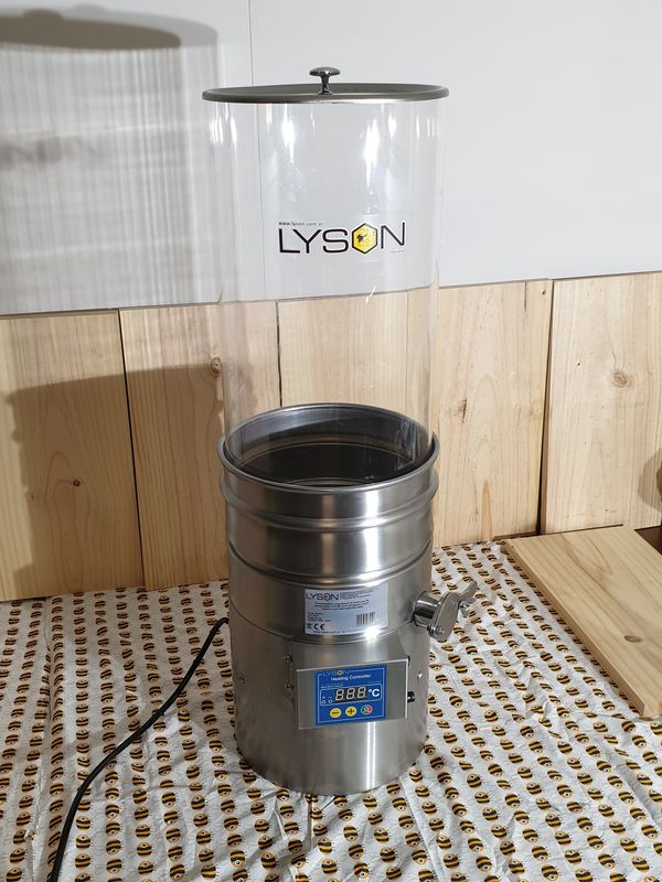 Transparent heated honey settler 29L