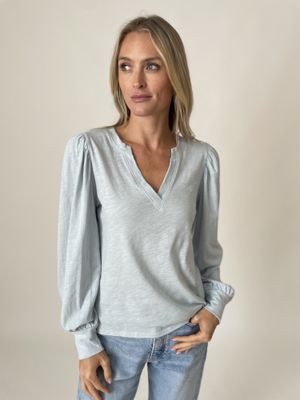 Kira V-Neck in Aquamarine