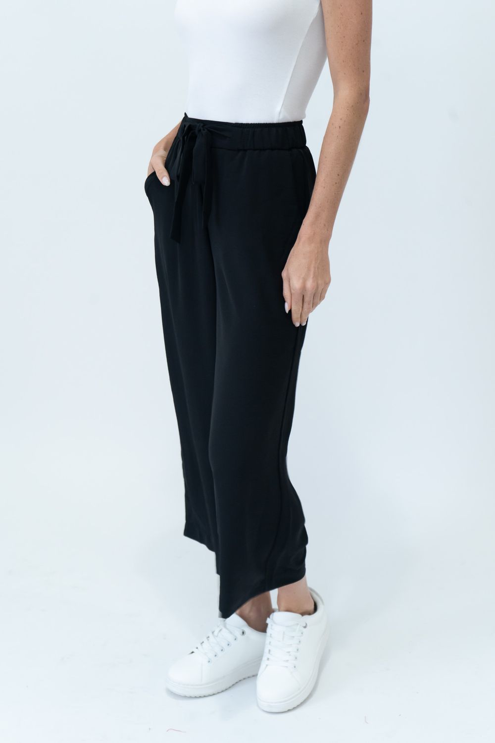 Jacklyn Lightweight Drawstring Culotte Pant