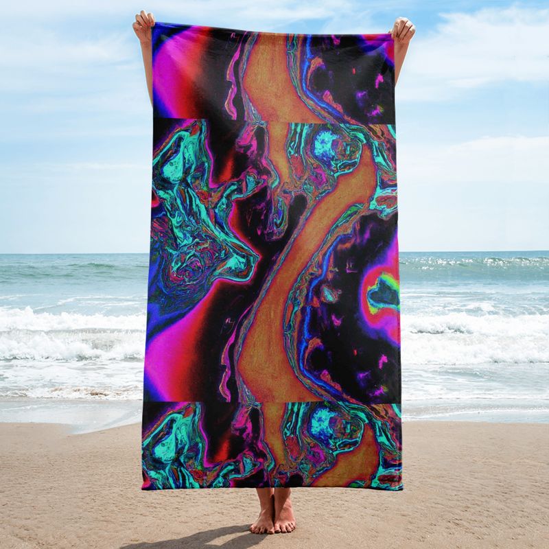 Psychedelic Print All-Over Print Towel