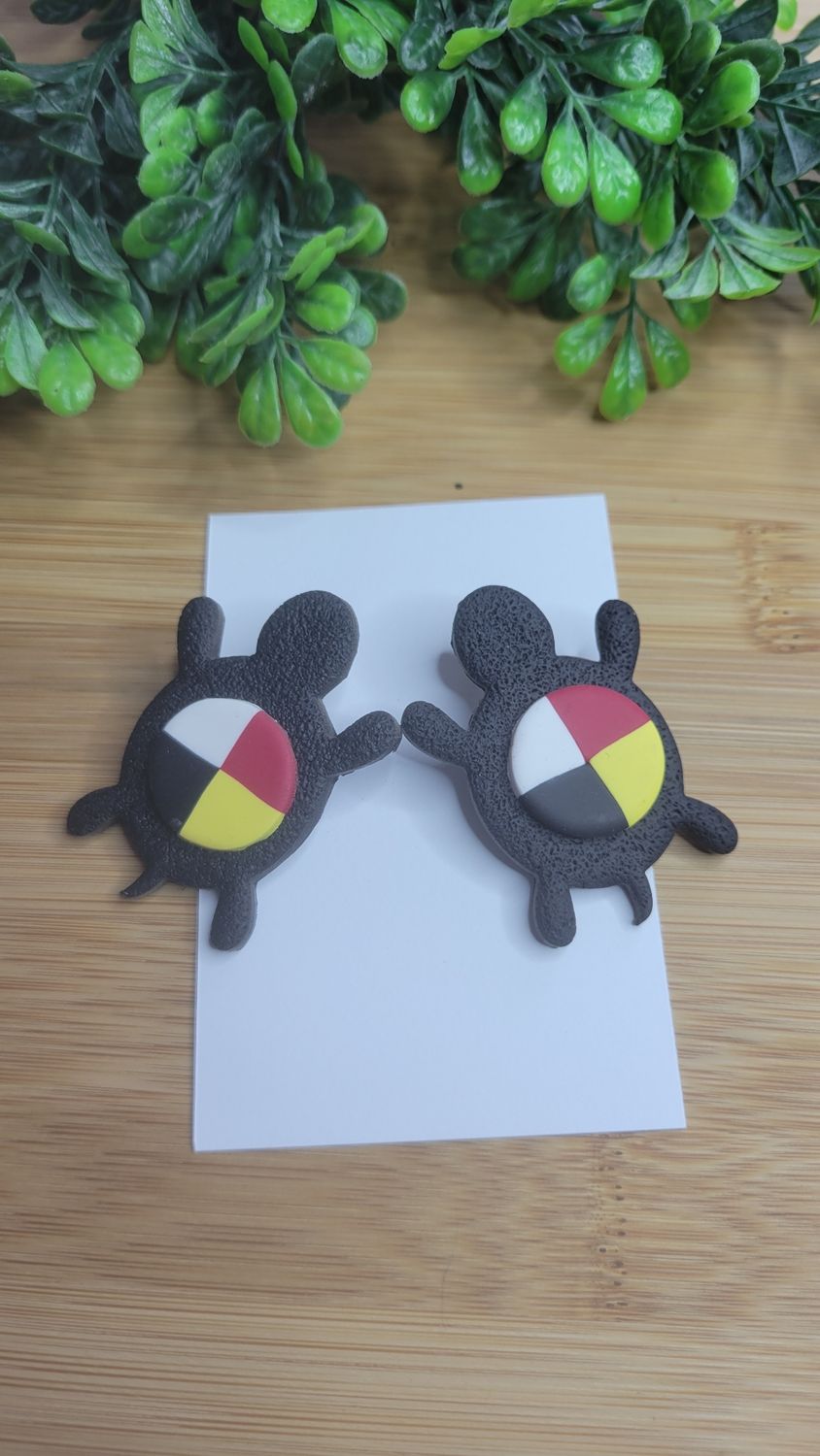 Lumbee (Large) turtles with Medicine Wheel 