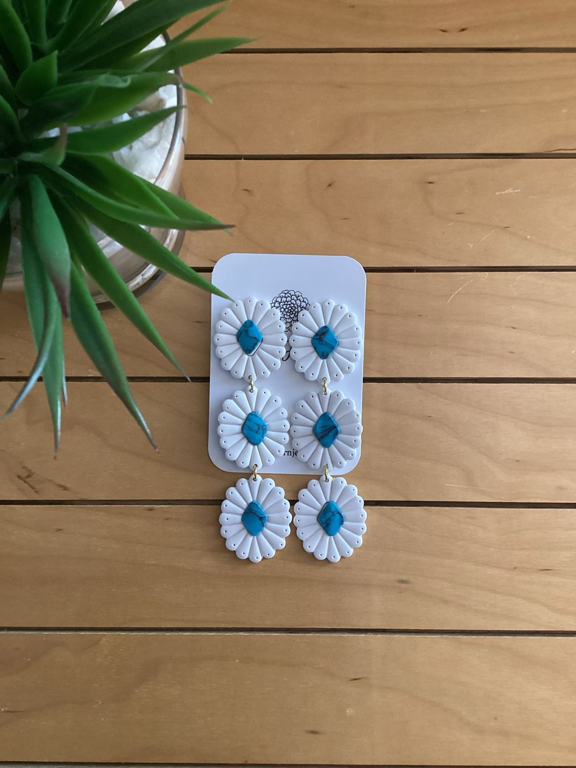 White And Turquoise 3-tiered Squash Blossoms