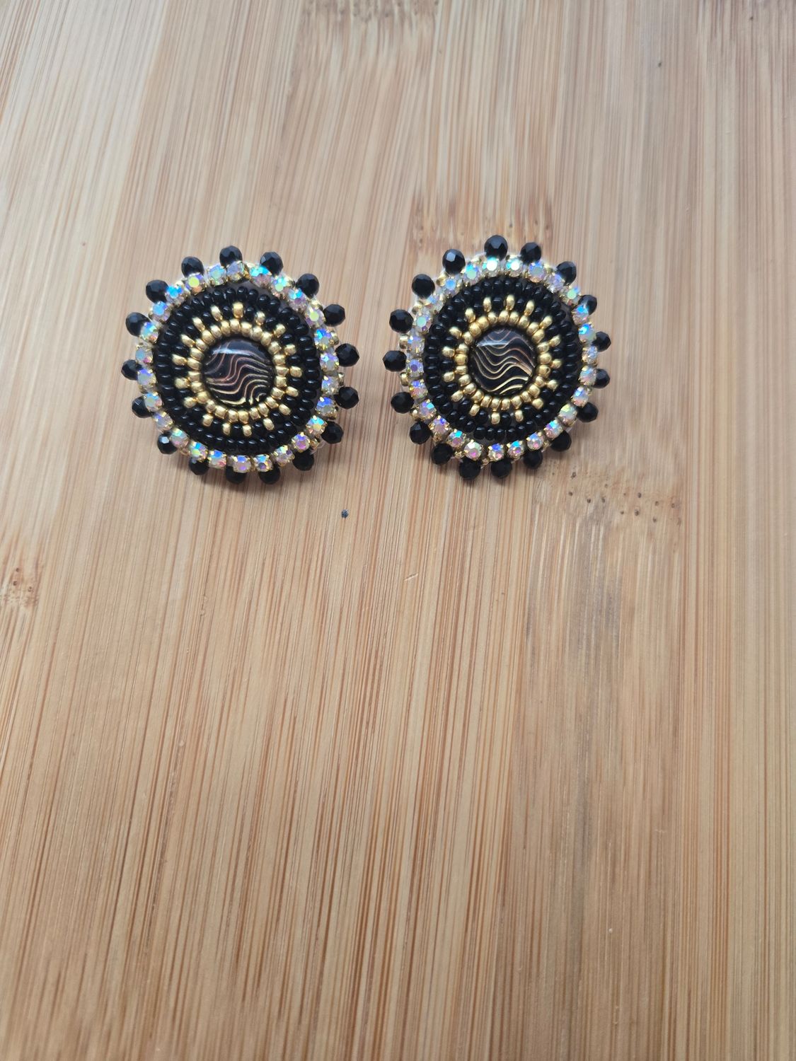 Jetta Studs